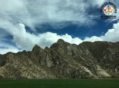Plaine et montagne autour de Lhasa