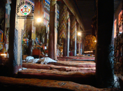 A l'intérieur du monastère de Sakya
