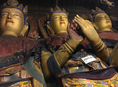 Déïtés au monastère de Pelkor Chode à Gyantse
